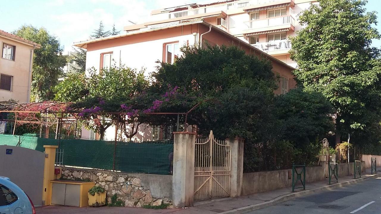 Villa Ladore, Apt 2 Chambres Dans Maison, 55M2, 100M Des Plages, Parking Roquebrune-Cap-Martin Εξωτερικό φωτογραφία